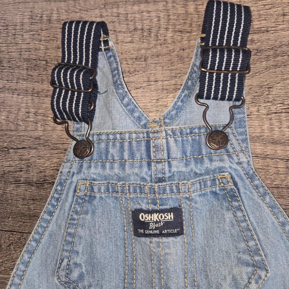 OshKosh Bgosh Kids 18M Light Wash Denim Vestbak Shortalls Stripe Straps Overalls